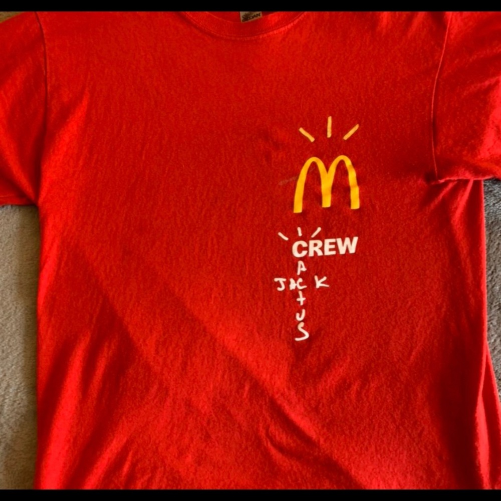MCDONALDS TRAVIS SCOTT RARE SHIRT !!!!😎